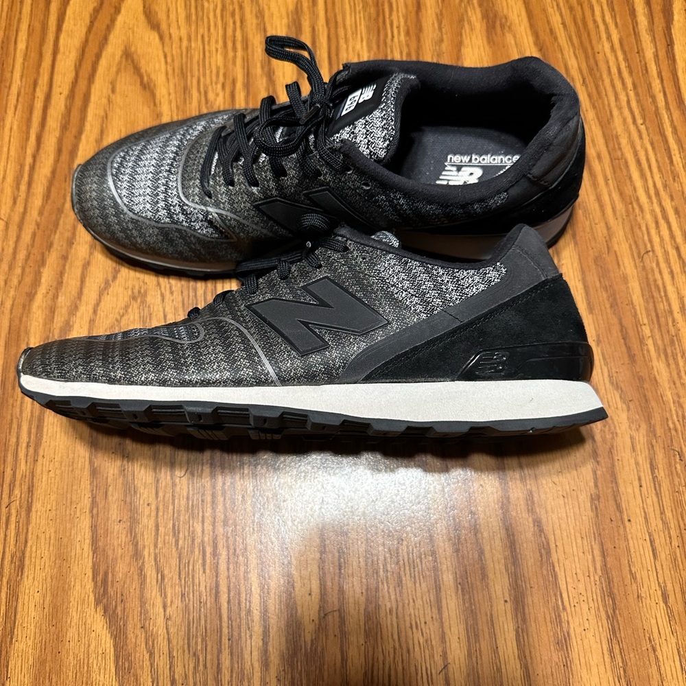 New Balance 696 v2 Women’s Size 7.5 Black Grey Athletic Running Sneakers Shoes
